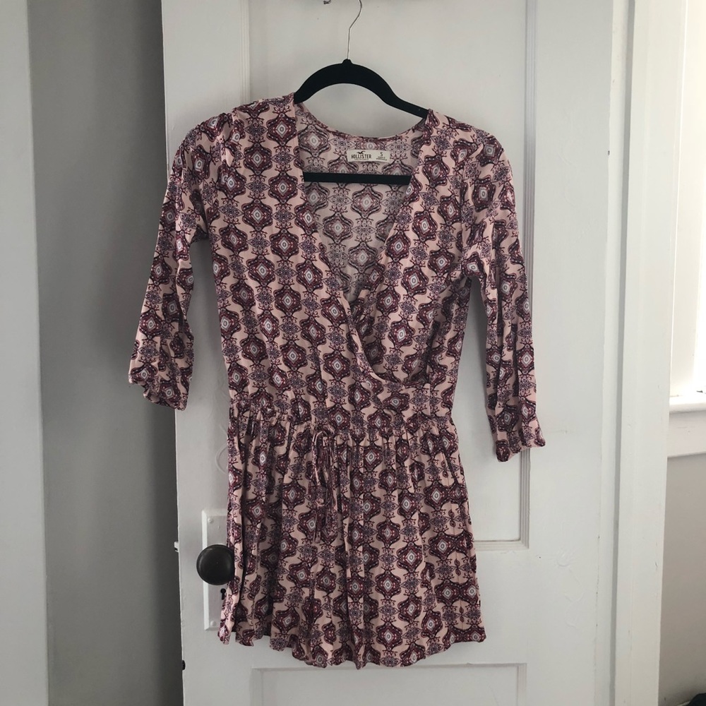 Hollister Boho pattern quarter-sleeve romper